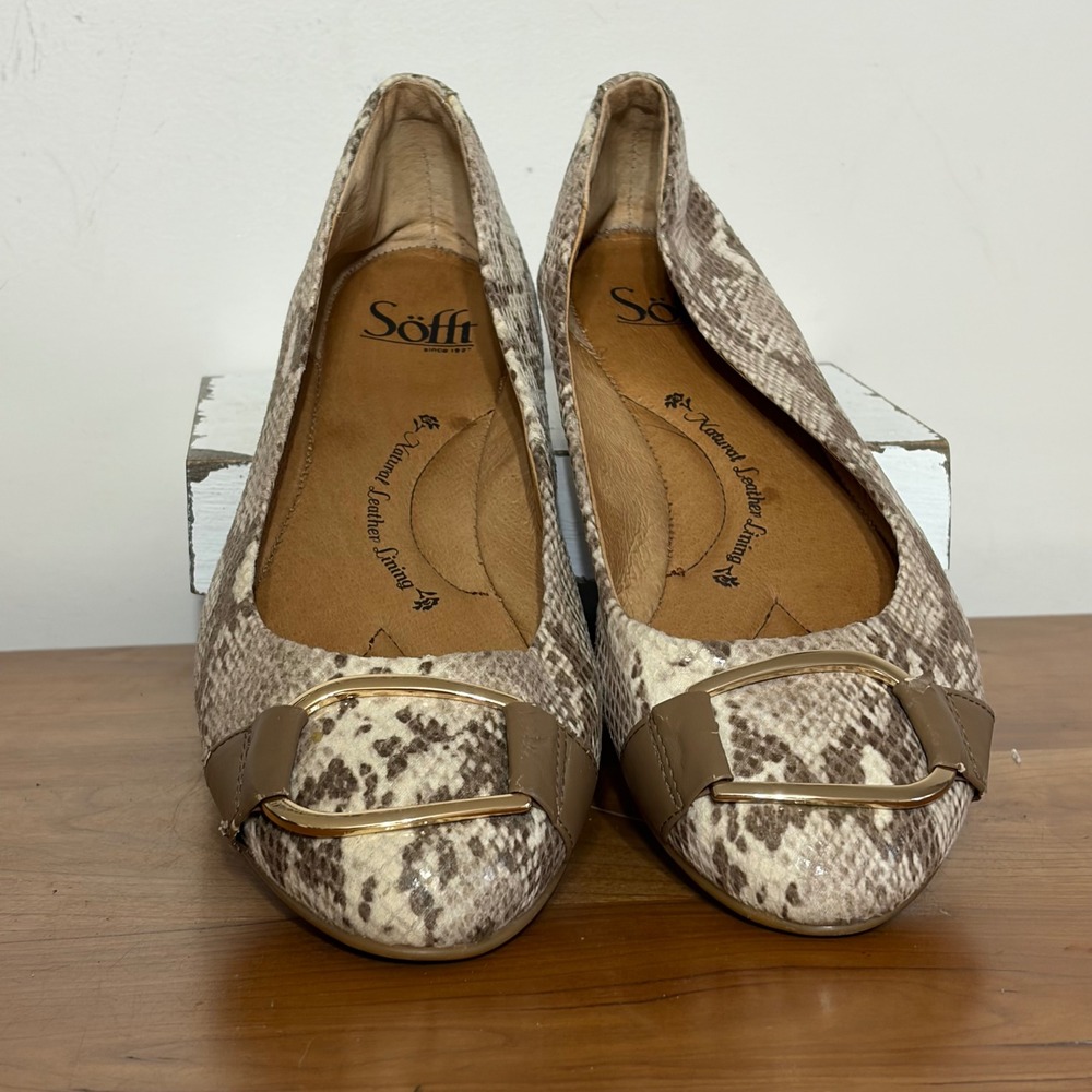 Sofft Womens Snakeskin Print Ballet Flats Buckle Accent Brown Tan 8.5M 1097155